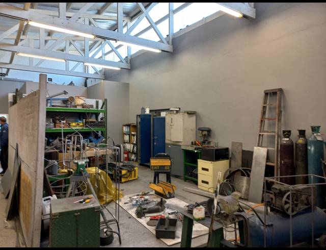 189M² WAREHOUSE TO LET IN MAITLAND